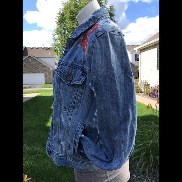 🌸🌈🍀 American Eagle distressed denim jacket - Picture 7 of 12